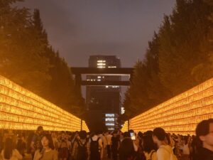 最終日のみたま祭り21時前の様子