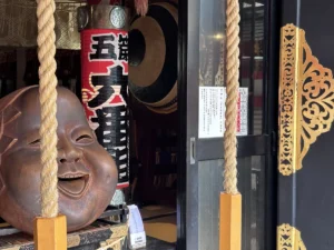 鷲神社のなでおかめ