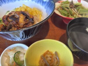石浜神社のカフェ、石浜茶寮の平日ランチ